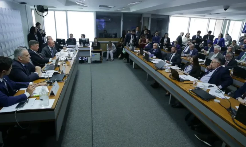 CPMI aprova quebra do sigilo bancário de investigados de fraude no INSS