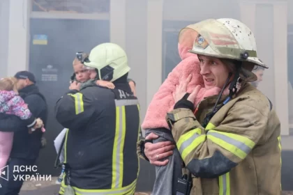 Rússia lança mais de 400 mísseis e acerta jardim de infância na Ucrânia