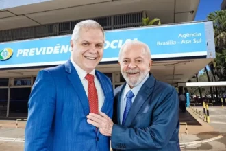 Ex-presidente do INSS, Alessandro Stefanutto, é preso em operação da PF