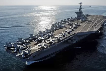 USS Gerald R Ford, maior navio de guerra da história, chega à América do Sul