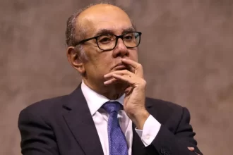 Gilmar Mendes diz que está certo e que Lei do Impeachment caducou