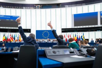 Parlamento Europeu suspende acordo comercial entre União Europeia e Mercosul