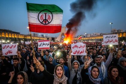 Sobe para 648 o número de mortos em protestos contra o governo no Irã