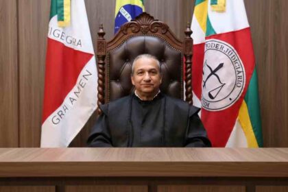 Desembargador que absolveu acusado de estup4o é denunciado por abuso sexual