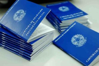 Redução da jornada semanal de trabalho elevará custos em R$ 267 bilhões, aponta CNI