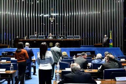 Senado aprova projeto que endurece punições para homicídios de policiais