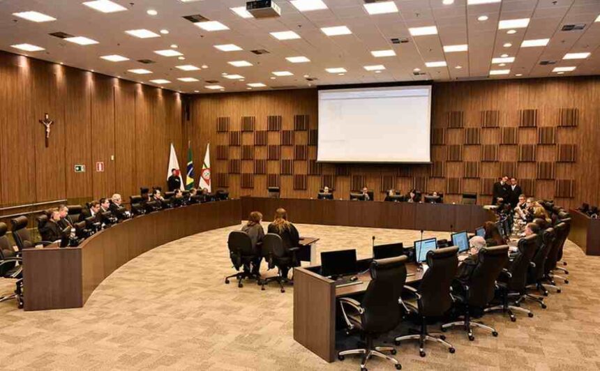 TJMG absolve homem de 35 anos que morava maritalmente com menina de 12 anos