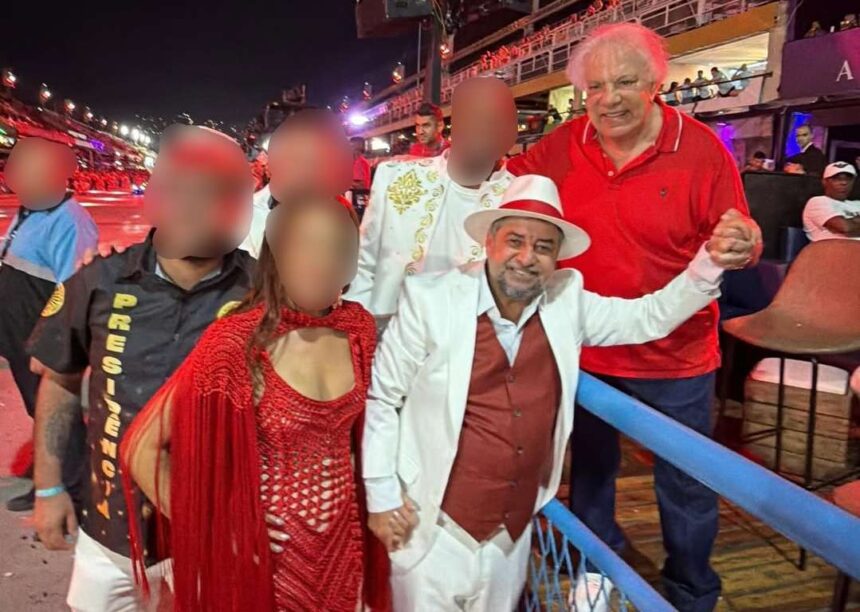 Vice-presidente do PT celebra carnaval com bicheiro na Sapucaí