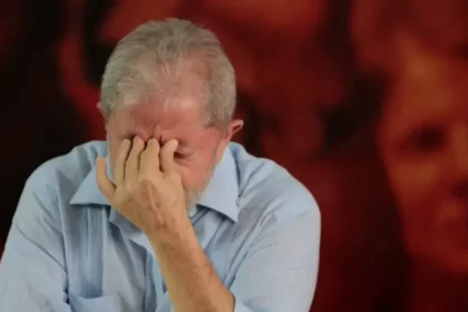 Desaprovação do governo Lula cresce em março e ultrapassa 53%, aponta AtlasIntel