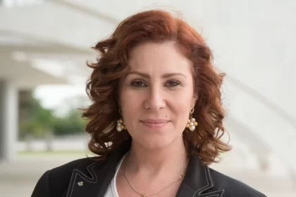 Justiça italiana decide extraditar Carla Zambelli ao Brasil