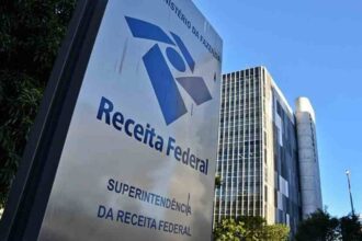 Receita Federal libera download do programa do Imposto de Renda 2026
