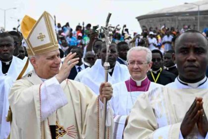 "Não é do meu interesse debater com ele", diz Papa Leão XIV sobre Trump