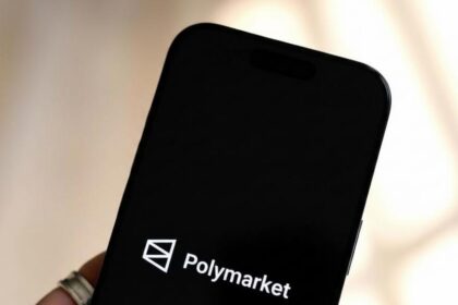 Polymarket: governo proíbe site de apostas que mostrava Flávio Bolsonaro na frente