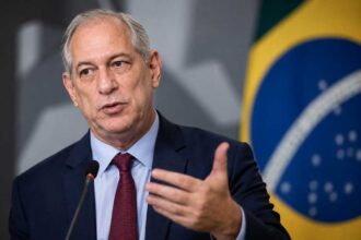 Ciro Gomes recusa convite do PSDB para disputar Presidência da República