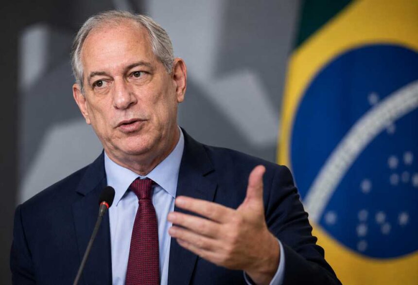 Ciro Gomes recusa convite do PSDB para disputar Presidência da República