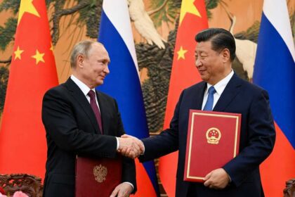 Rússia e China assinam acordos para uma Nova Ordem Mundial