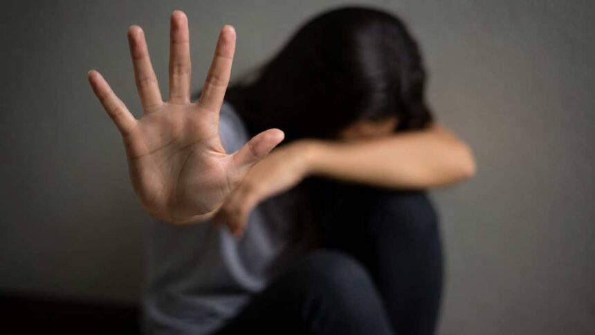 80% das mulheres acham que a Lei Maria da Penha não funciona, diz pesquisa