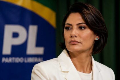 Michelle Bolsonaro deixa presidência do PL Mulher