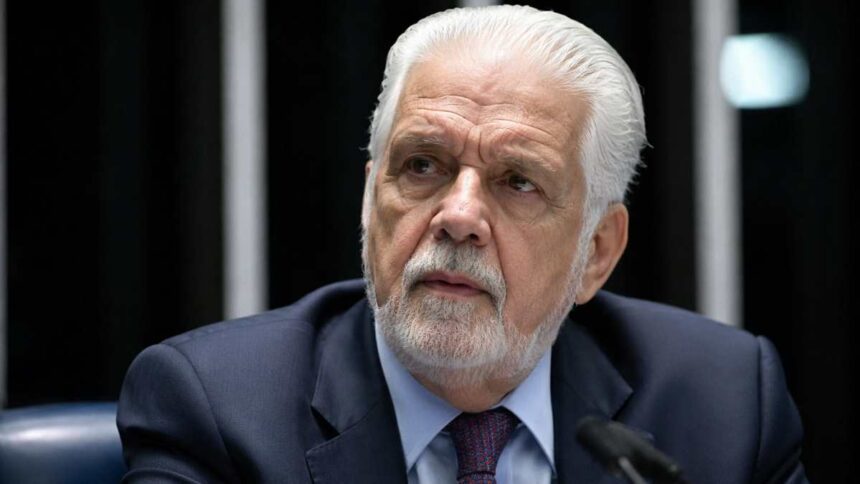 PF intima Jaques Wagner (PT-BA) para depor sobre caso Master