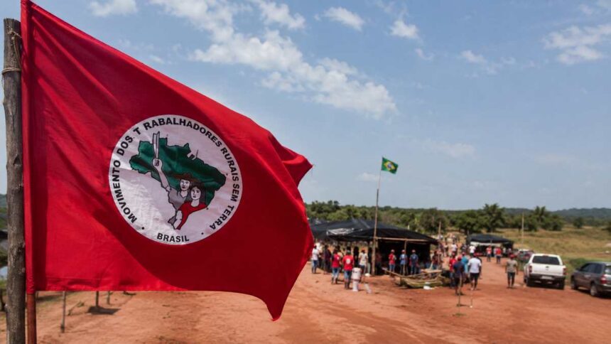 Terceiro mandato do presidente Lula é o pior da história, diz MST