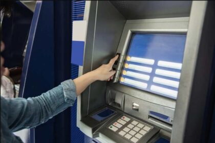 Bancários aprovam paralisação de 24 horas em todo o país nesta quinta-feira