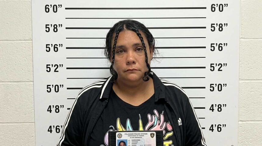 Justiça condena mulher que se passava por criança para enganar casais