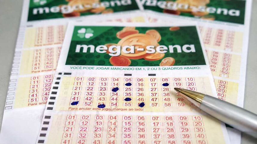 Mega-Sena acumula e pagará R$ 165 milhões no próximo domingo (9)