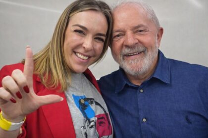Nunca vi essa moça na minha vida - Lula mente ao vivo sobre sócia de Lulinha