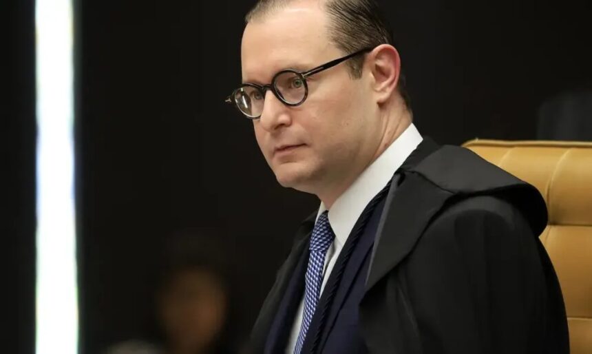 3x1: Zanin vota para reunir casos de Moraes e Mendonça