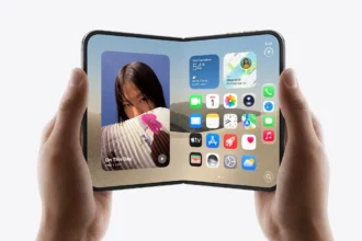Apple lança o iPhone Duo, seu primeiro celular dobrável, por R$ 21.999 no Brasil