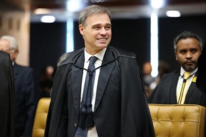 Fachin cancela julgamento sobre pedido para investigar Mendonça